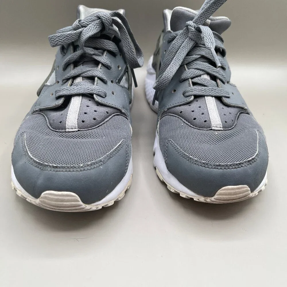 Nike Women's Grey Huarache Sz 9w - Picture 2 of 9